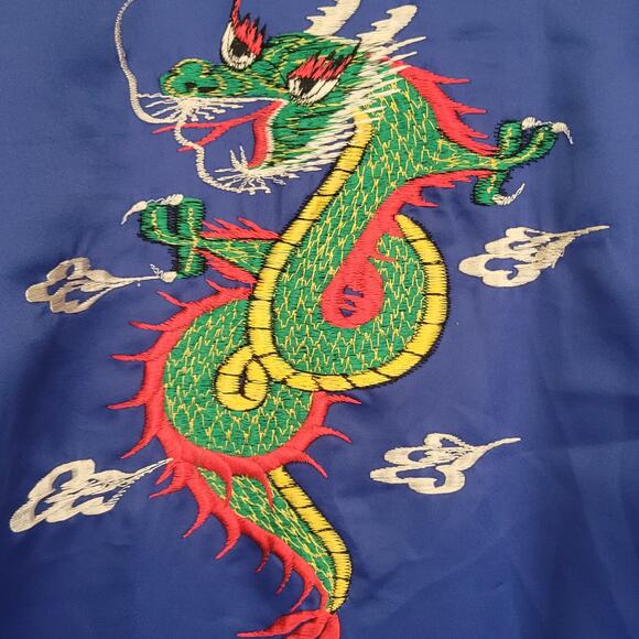 Mom Enter the Dragon...Robe Unique Dragon on back sleeves Check measurements - Picture 8 of 8